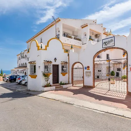 Tio Charles 3 Bedroom Townhouse With Sea View