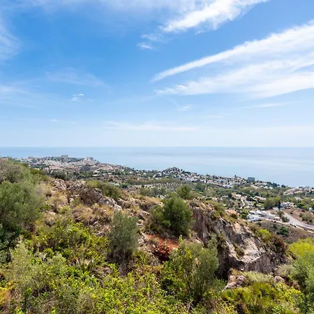 Tio Charles 3 Bedroom Townhouse With Sea View