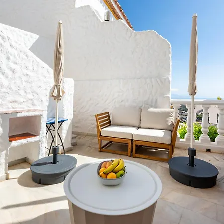 Tio Charles 3 Bedroom Townhouse With Sea View Holiday home *
